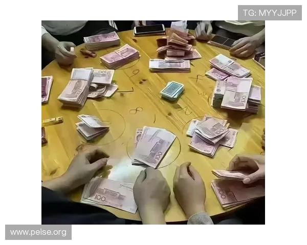 三公扑克牌赢钱技巧总结实用秘籍帮助玩家在游戏中稳步提升赢面